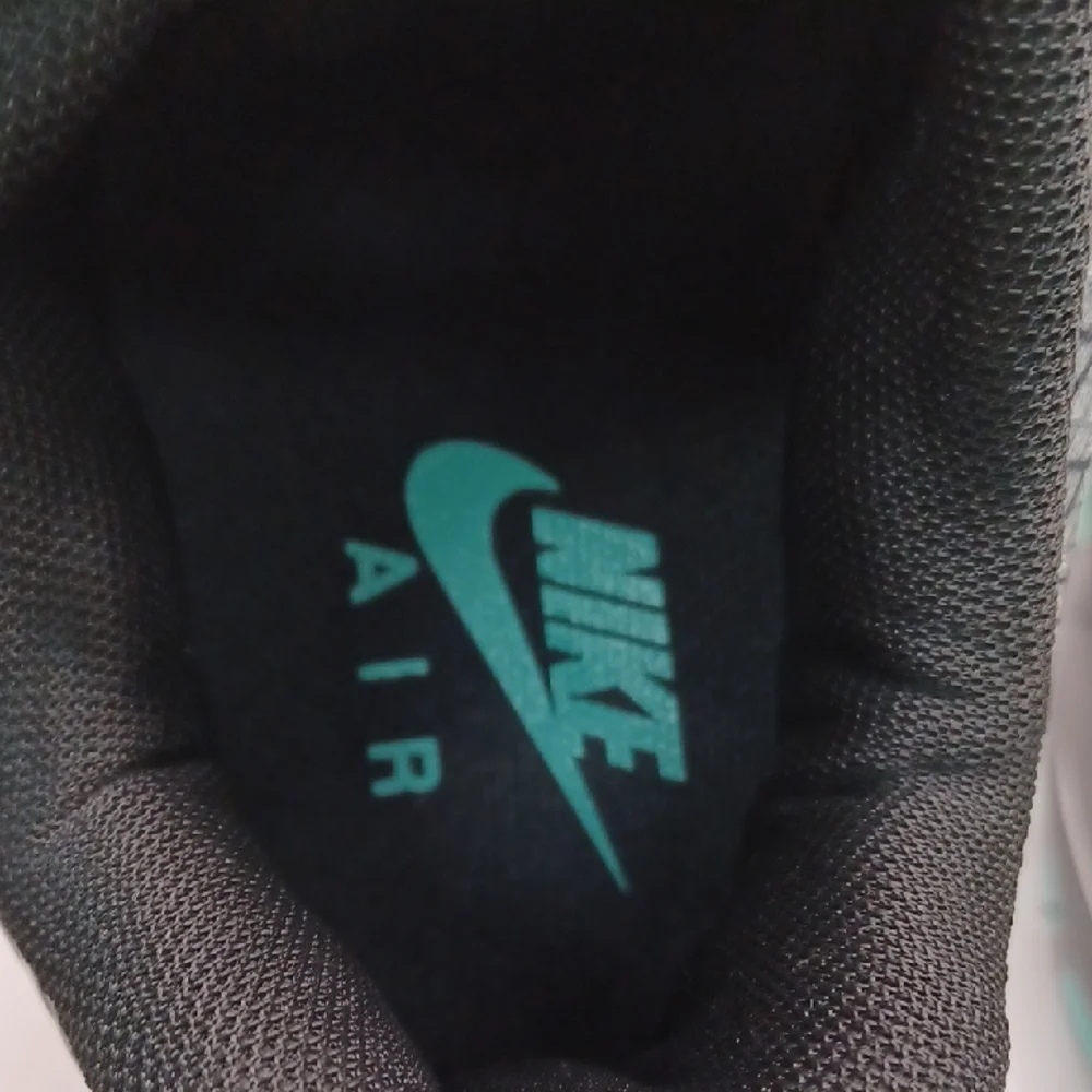 NEW Nike Air Max Plus TN-Black/Spirograph Sneakers Men Size 12 US FB3351-001 - Picture 10 of 12